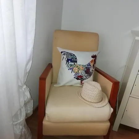Casa D'almada * Almada